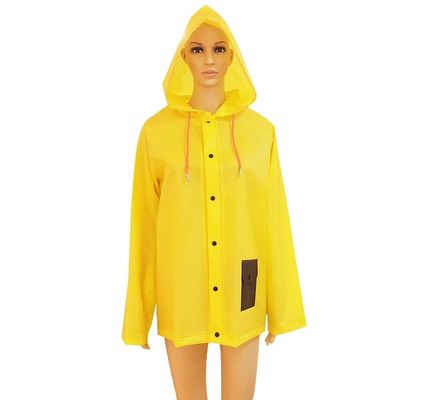 สีเหลือง EVA น้ำหนักเบาเสื้อกันฝน Windproof Multistyle ODM Available